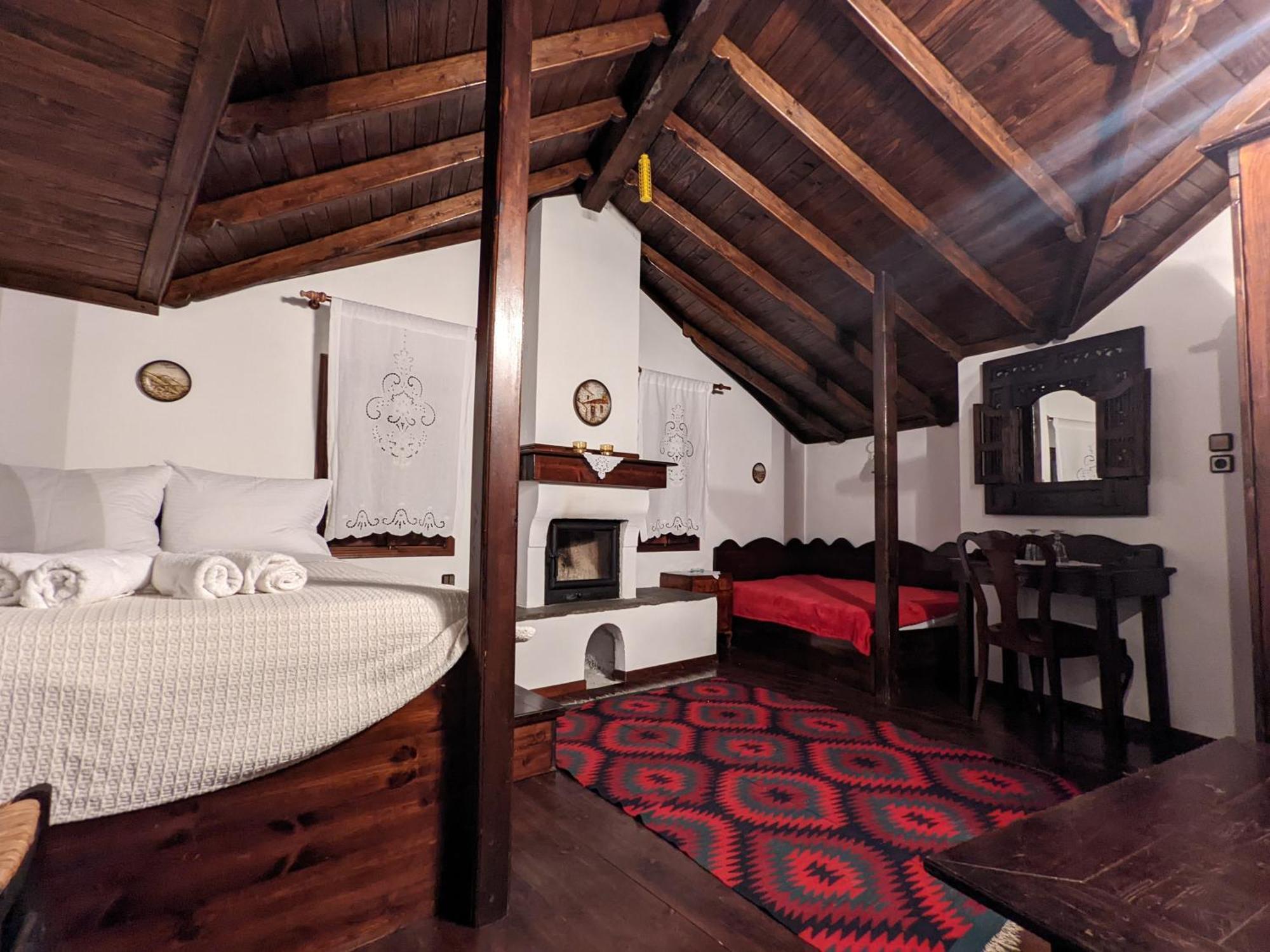 Traditional Guesthouse Lanari Livadi  外观 照片